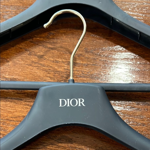 Dior Black Men's Hangers - Picture 4 of 5